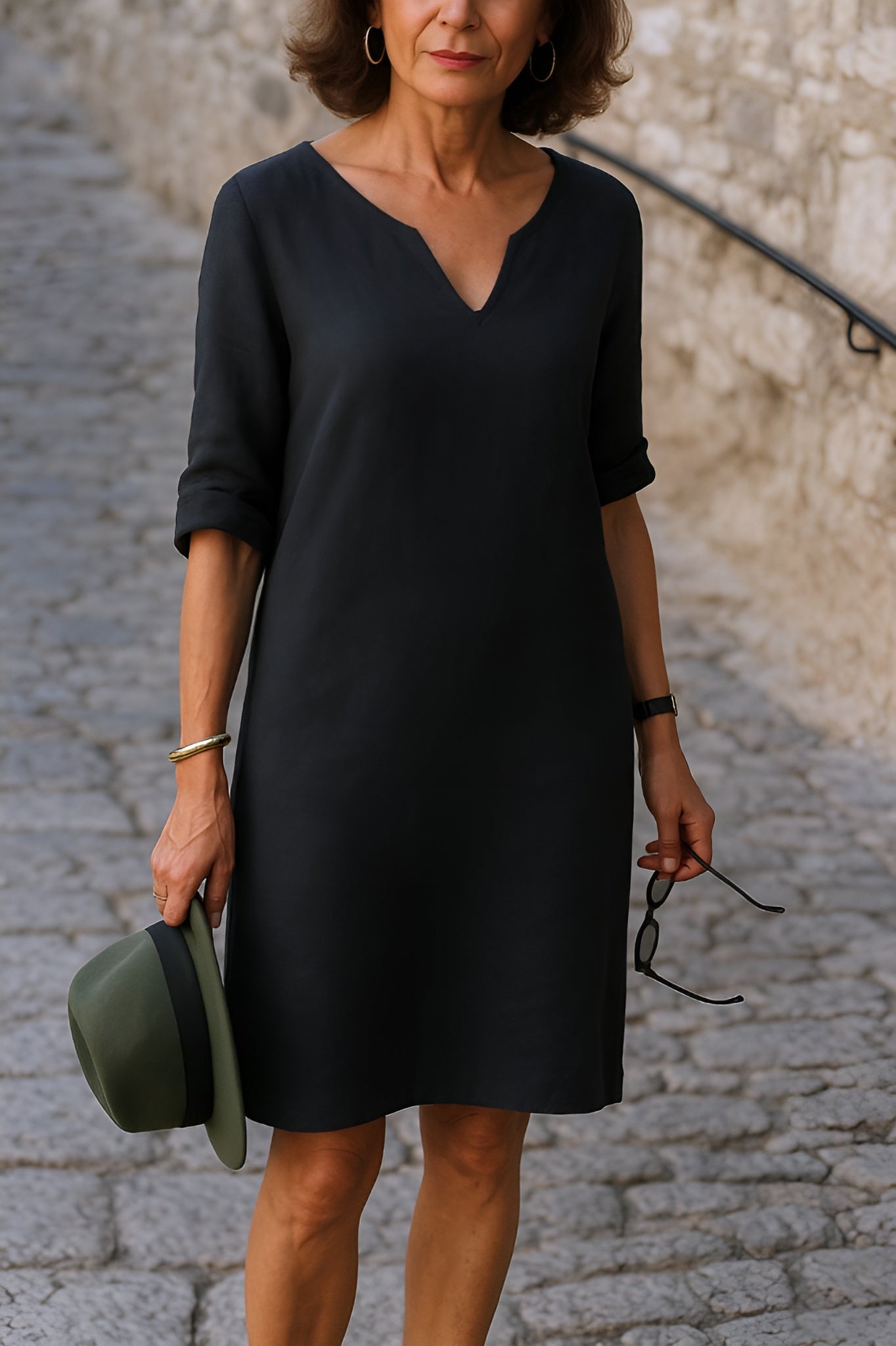 STINA ™ | Elegant V-ringad klänning
